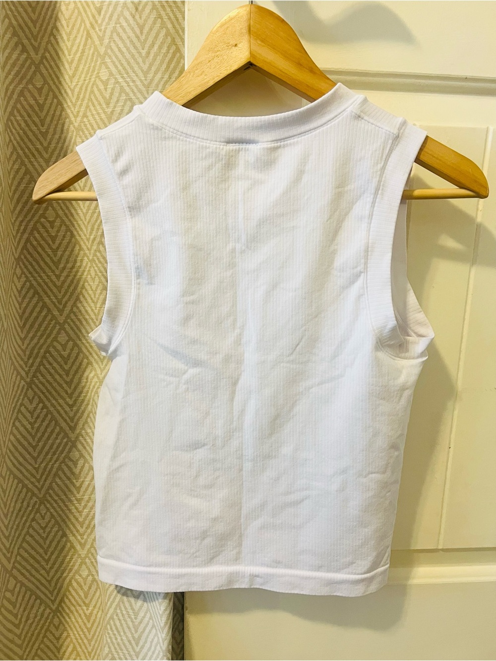 Athleta White Ribbed Tank Top - Picture 2 of 3